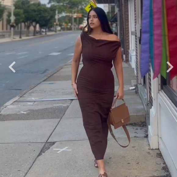 Commense Cotton & Linen Asymmetrical Neck Off the Shoulder Long Maxi Dress - Picture 6 of 12